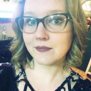 Meet your Posher, Andrea